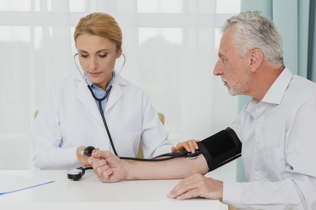 blood-pressure-examination